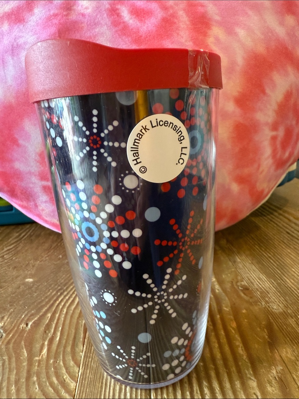 Tervis patriotic Red Lid Tumbler Navy with White and Red Starburst Pattern